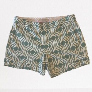 Banana Republic Patterned Green and White Women Shorts
